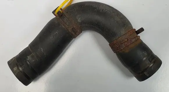Renault Koleos I Engine coolant pipe/hose