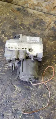 Mercedes-Benz Vito Viano W638 ABS Pump 0273004089