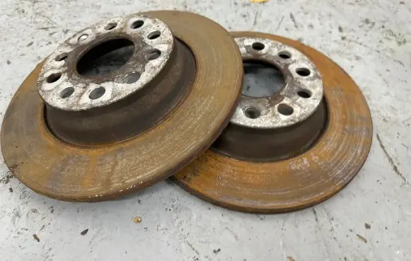 Volkswagen PASSAT CC Rear brake disc