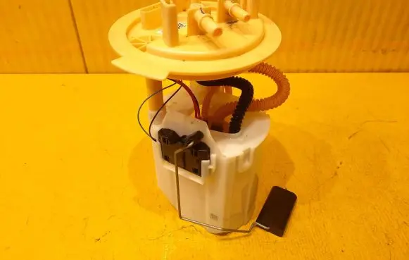 Mercedes-Benz GLE W167 In-tank fuel pump A1674700594