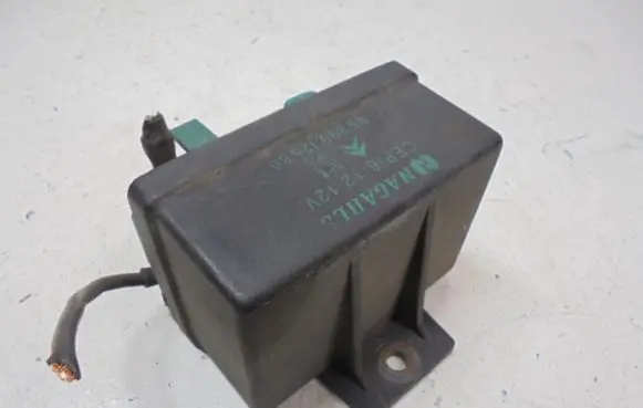 Citroen Xsara Picasso Other relay 9639912580