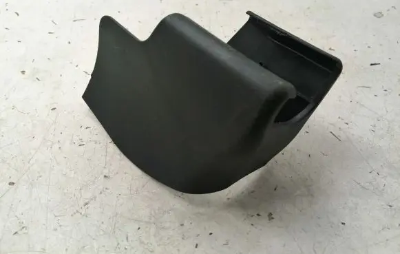 Toyota Avensis T270 Front driver seat rail trim 7215805050C0 7215805050