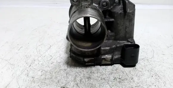 Opel Vivaro Throttle valve H8200330812