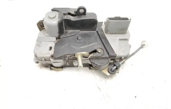 Citroen Xsara Picasso Front door lock