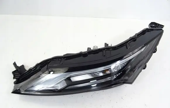 Nissan X-Trail T33 Headlight/headlamp