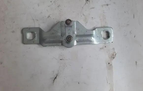 Audi A5 8T 8F Loading door lock loop/hook striker 8P4827507