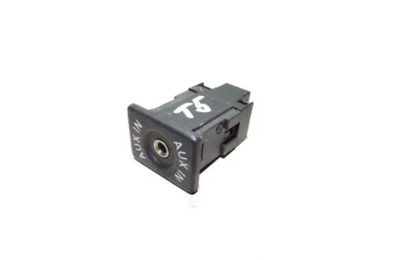 Volkswagen Transporter - Caravelle T5 AUX in-socket connector 5M0035724