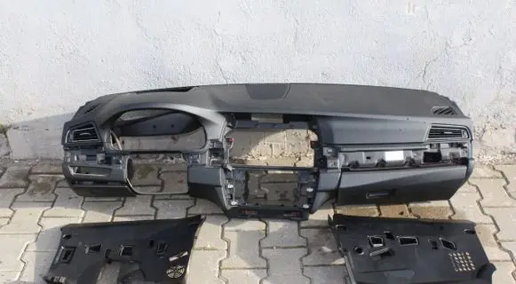 BMW 5 F10 F11 Dashboard 