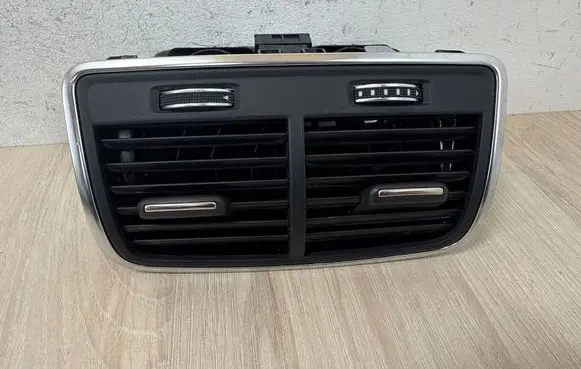 Audi A6 C7 Rear air vent grill 4G0819203 9026000