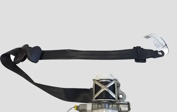 Volkswagen Amarok Front seatbelt 2H0857806C 34107644
