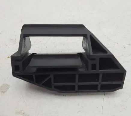 BMW 7 E65 E66 Radiator mount bracket 7508016