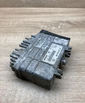 Volkswagen Golf III Engine control unit/module ECU 030906027AA 0261204616