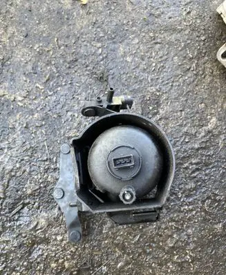 Opel Zafira B Fuel filter bracket/mount holder 13126494