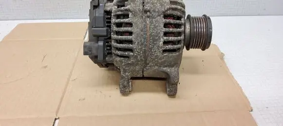Volkswagen Golf V Generator/alternator 0124525091 06F903023F