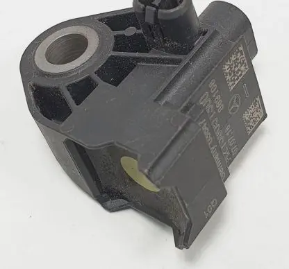 Mercedes-Benz C W205 Airbag deployment crash/impact sensor A2139051300