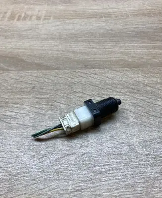 Peugeot 807 Brake pedal sensor switch E103B