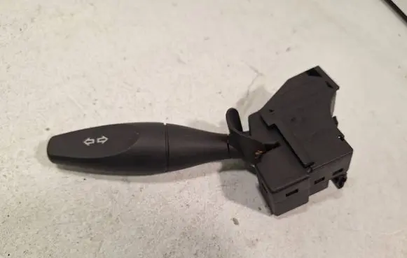 Ford Mondeo Mk III Indicator stalk