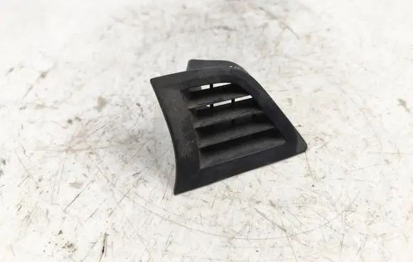 Dashboard side air vent grill/cover trim