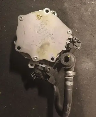 Audi A5 Sportback 8TA Vacuum pump 06K145100B 00125 290512