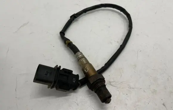 Volkswagen Golf VII Lambda probe sensor 059906262B