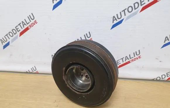 BMW 1 F20 F21 Crankshaft pulley 7619245 11237619245