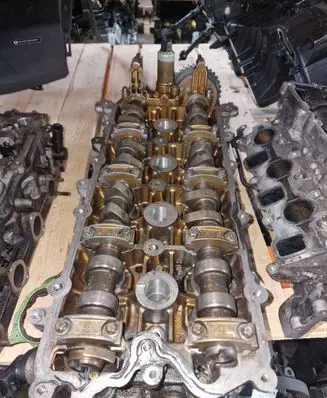 Porsche Cayenne (9PA) Engine head 