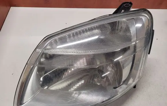 Peugeot Partner Headlight/headlamp
