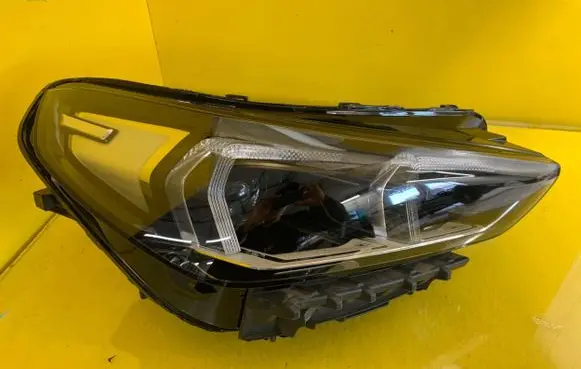 BMW X1 U11 Headlight/headlamp 5A5BD48-02