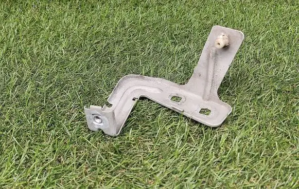 BMW 3 GT F34 Fender mounting bracket 7293725 4135729372503 23310110