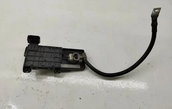 Volkswagen Golf IV Fuse module 1J0937550