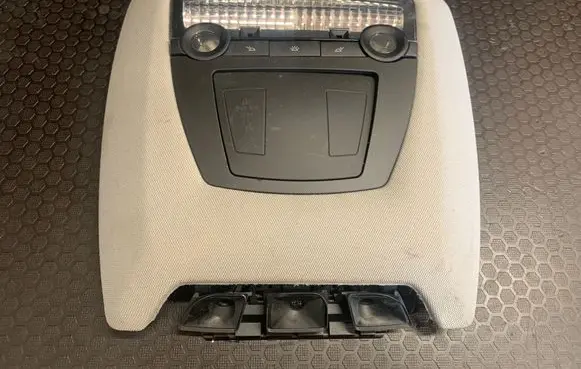 BMW 7 F01 F02 F03 F04 Front seat light 533939