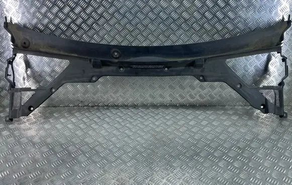Jaguar XE Wiper trim GX734105AJ