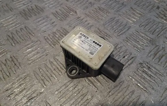 Audi A4 S4 B7 8E 8H ESP acceleration yaw rate sensor 8E0907637C