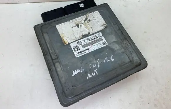 Volkswagen Golf VI Engine control unit/module 03L906023MQ 5WP42696AA