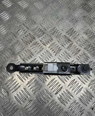 Hyundai Santa Fe Seat belt adjustment rail 