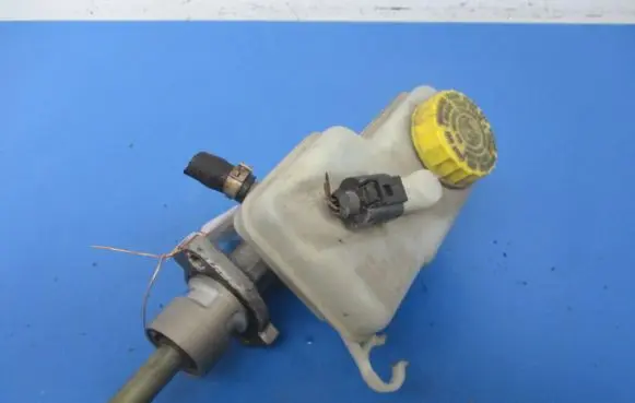 Seat Ibiza III (6L) Master brake cylinder