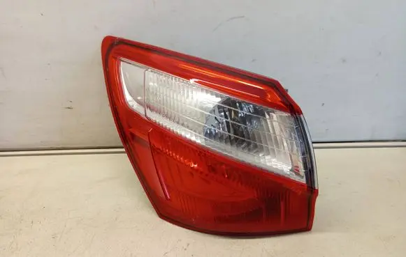 Nissan Qashqai+2 Rear/tail lights 89503184L