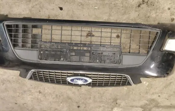 Ford Mondeo MK IV Front bumper 7S7117757A