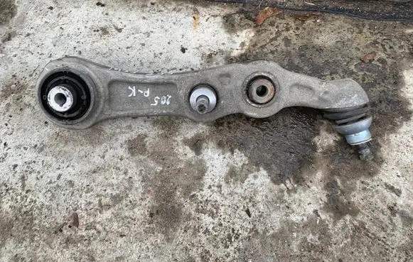 Mercedes-Benz C W205 Front lower control arm/wishbone 20507