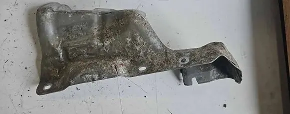 Volvo V50 Exhaust heat shield AV619N454AB