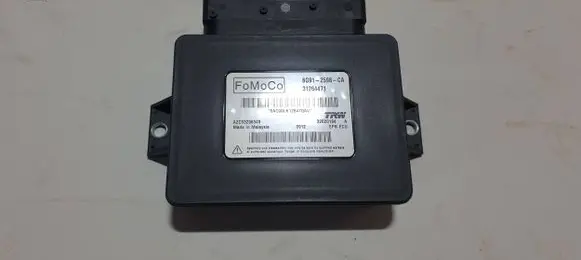 Volvo V70 Hand brake control module 6G912598CA 31264471 A2C53296349
