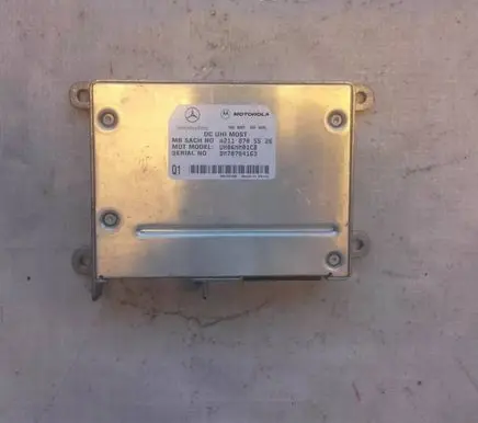 Mercedes-Benz E W211 Bluetooth control unit module A2118705526
