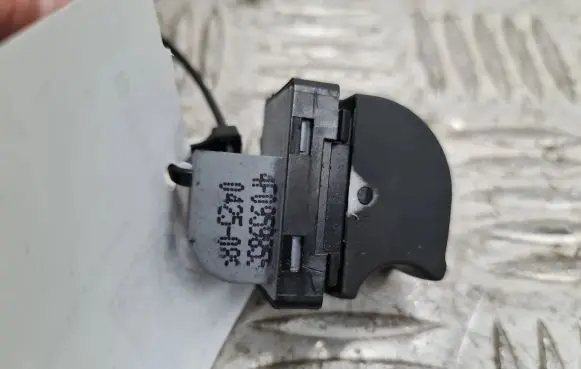Audi A6 S6 C6 4F Electric window control switch