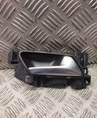 Opel Corsa F Rear door interior handle 39198475
