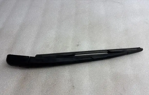 Peugeot 307 Rear wiper blade 80000107