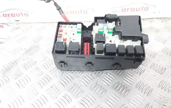 Volvo S40 Fuse module 3M5T14A142AB
