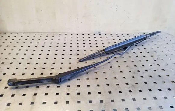 Volkswagen Transporter - Caravelle T4 Front wiper blade arm 701955409A