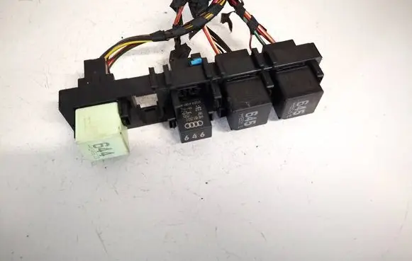 Volkswagen PASSAT B7 Fuse box set 7n0937503a