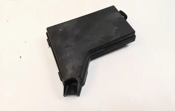 Nissan Qashqai Fuse box cover 24382JD00B