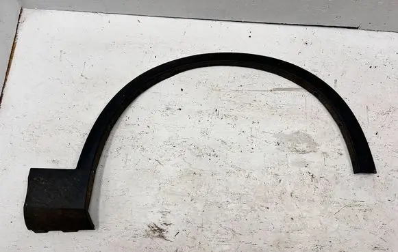 BMW X4 F26 Front arch trim 7210082